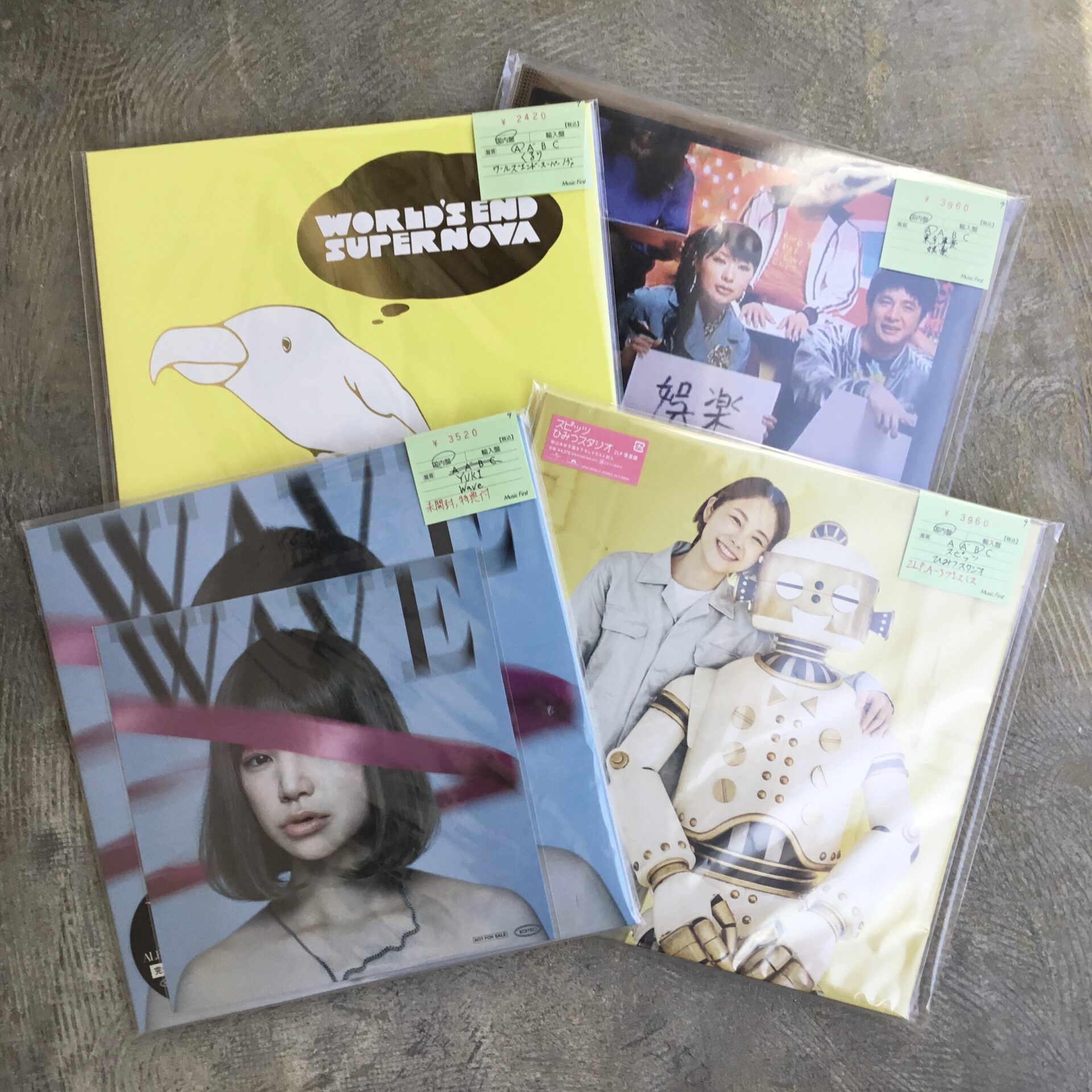 近年リリースの邦楽と洋楽LPを追加しております。