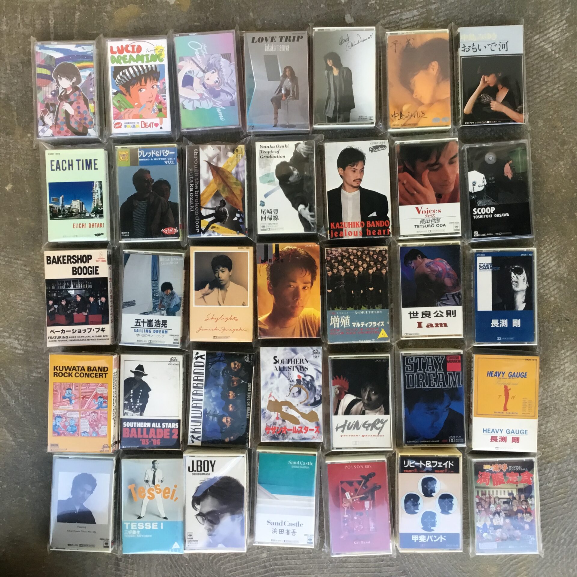 新入荷情報】 カセットテープが100本以上のボリュームで入荷しました。
