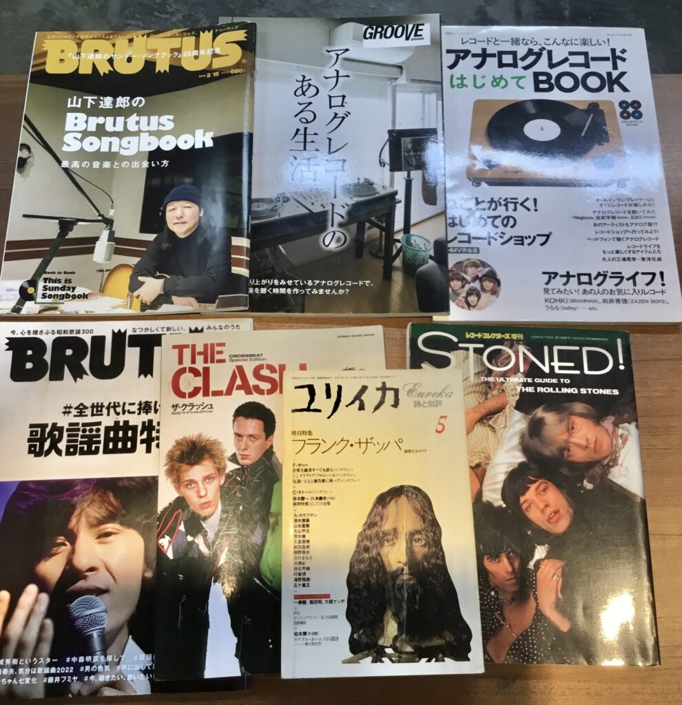いろいろな本がまとまって入荷いたしました。