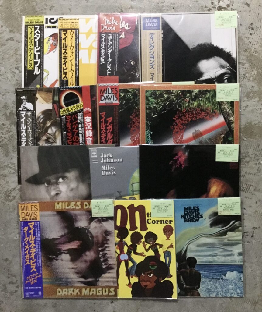 マイルス・デイヴィスの電化マイルス時代のLPがまとまって入荷しました。