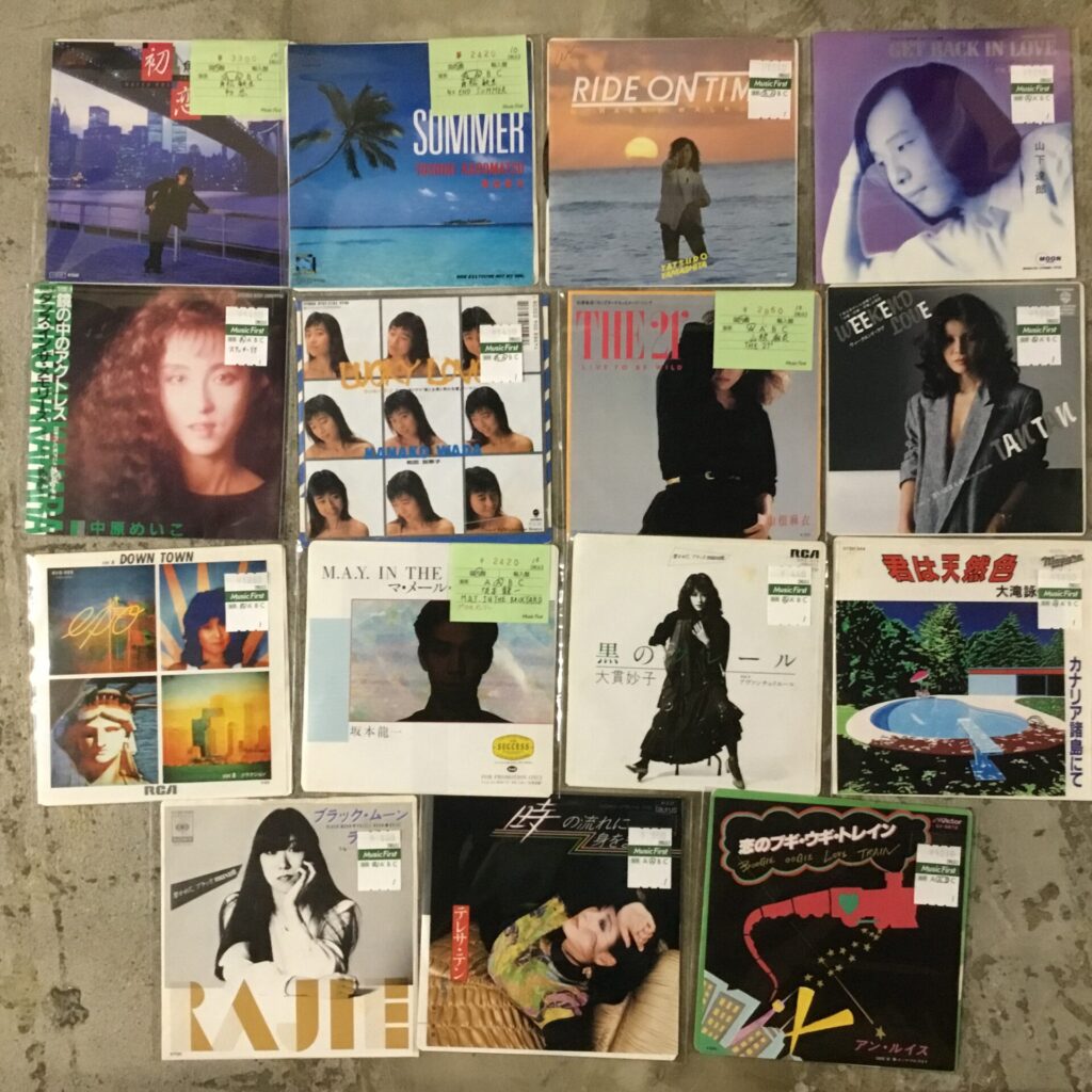 シングルレコードが700枚超えの大ボリュームで入りました。