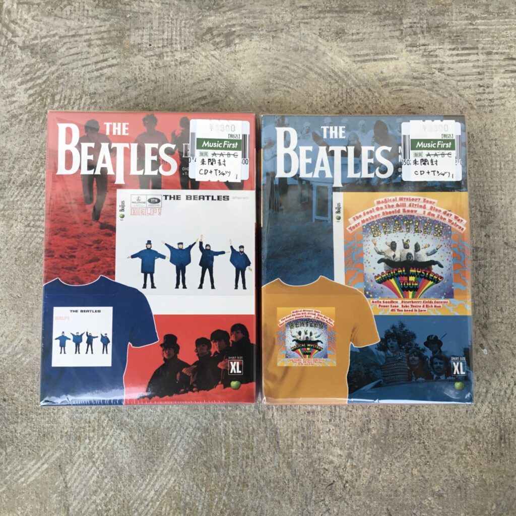 ビートルズ未開封Tシャツ付リマスターCDが入荷しました。