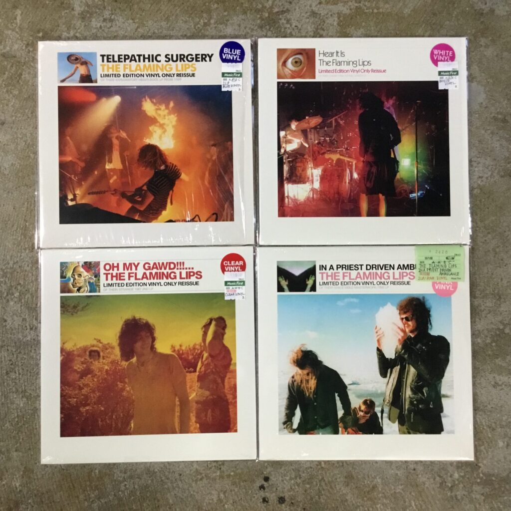 Flaming LipsのLPレコードが入荷しました。