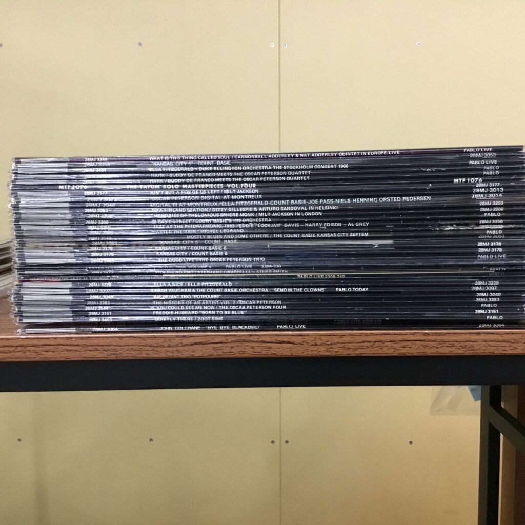 パブロ・レコード（およびパブロライヴとパブロトゥデイ）のLPが約30枚まとまって入荷しました。