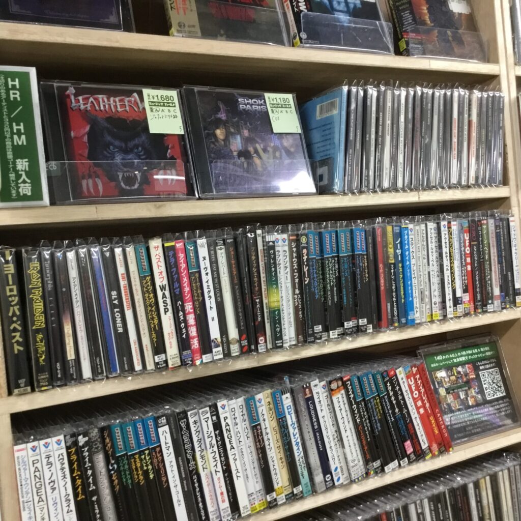 【新入荷情報】 ヘヴィ・メタルのCDが約30枚程まとまって入荷しました。