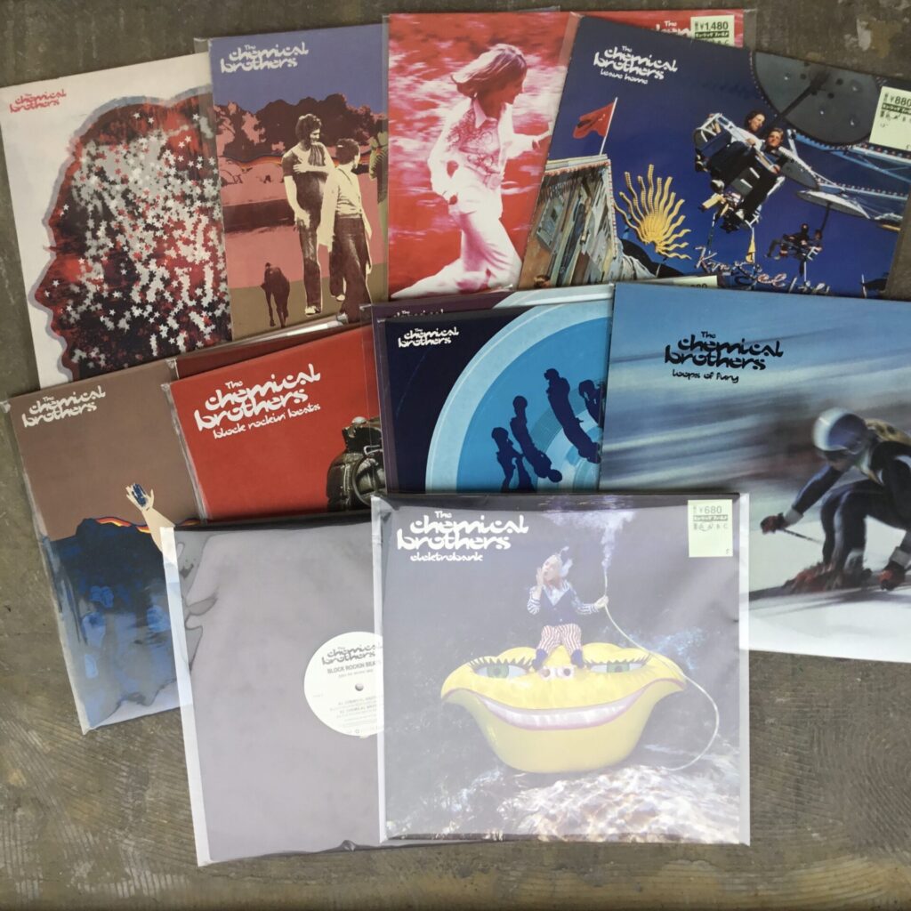 【新入荷情報】ケミカル・ブラザーズの12inchがひとつかみ入荷しました。