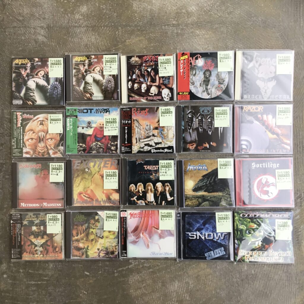 【特集コーナー新入荷】 特集コーナーに本日追加しましたCDたちです。
