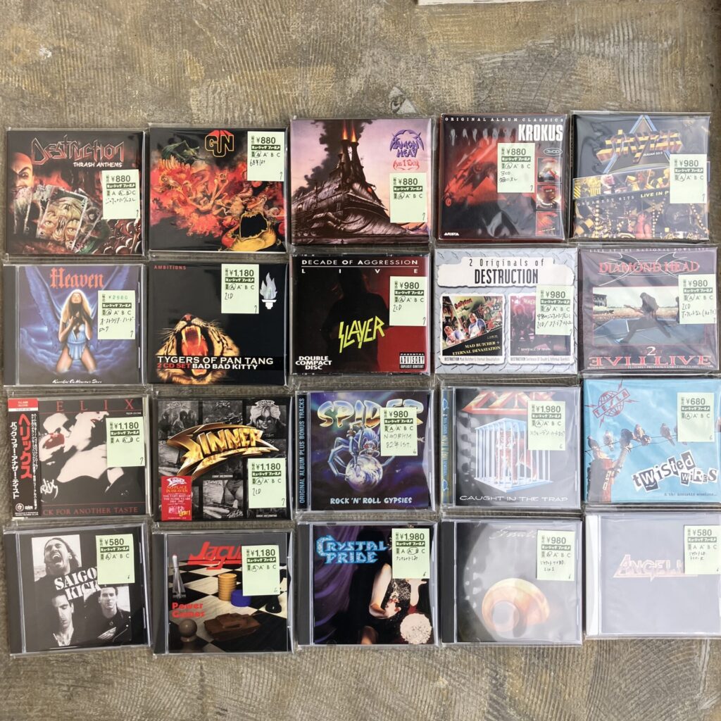 【特集コーナー新入荷】 特集コーナーに本日追加したCDたちです。