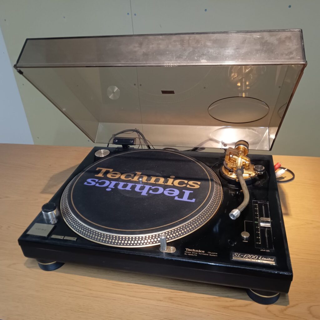 【オーディオ】Technics SL-1200LTD ターンテーブル