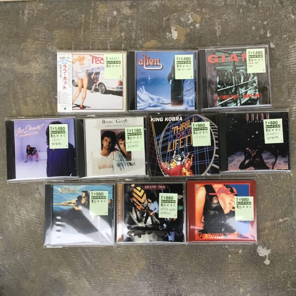 【特集コーナー新入荷】 特集コーナーに本日追加したCDたちです。