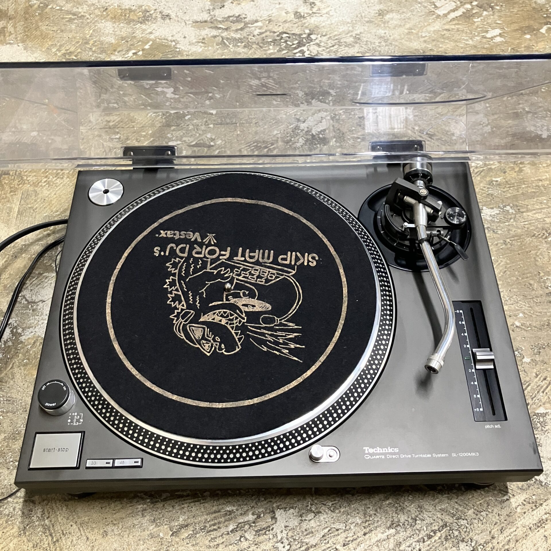 【新入荷情報】Technics SL-1200mk3 2点ほか、入荷しました。