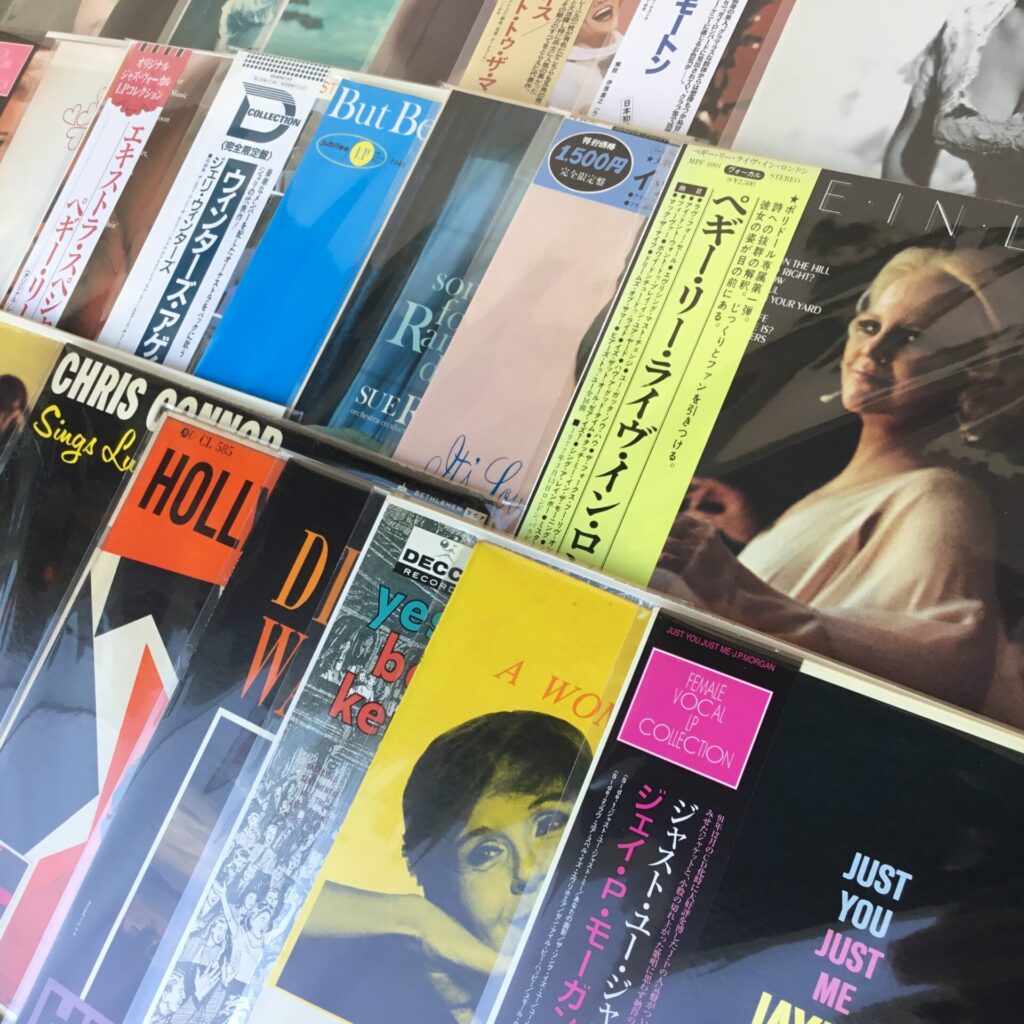 【新入荷情報】 ジャズ女性ボーカルのLPが60枚ほど入荷しました。