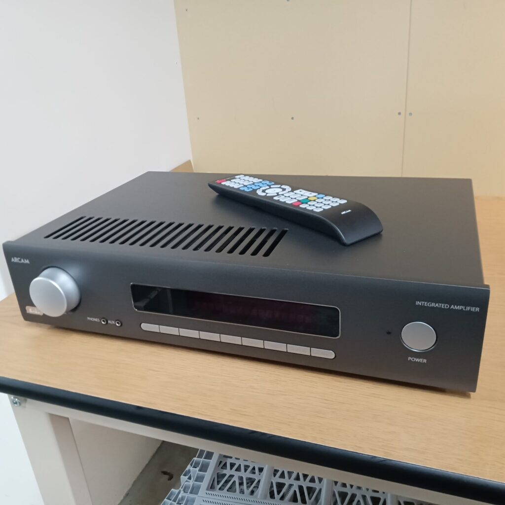 【オーディオ】ARCAM SA30