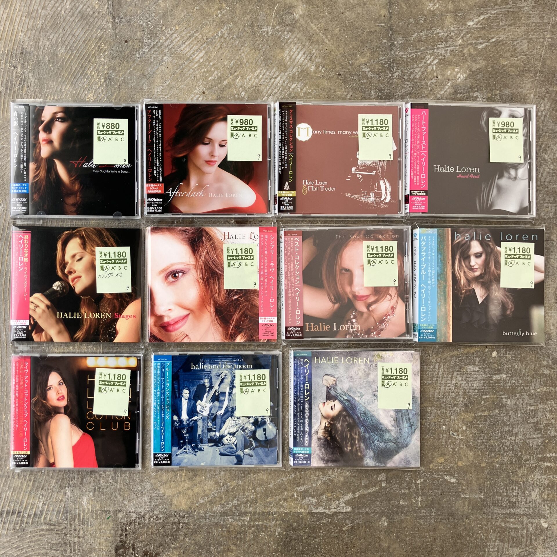 【新入荷情報】ヘイリー・ロレンのCDが入荷しました。