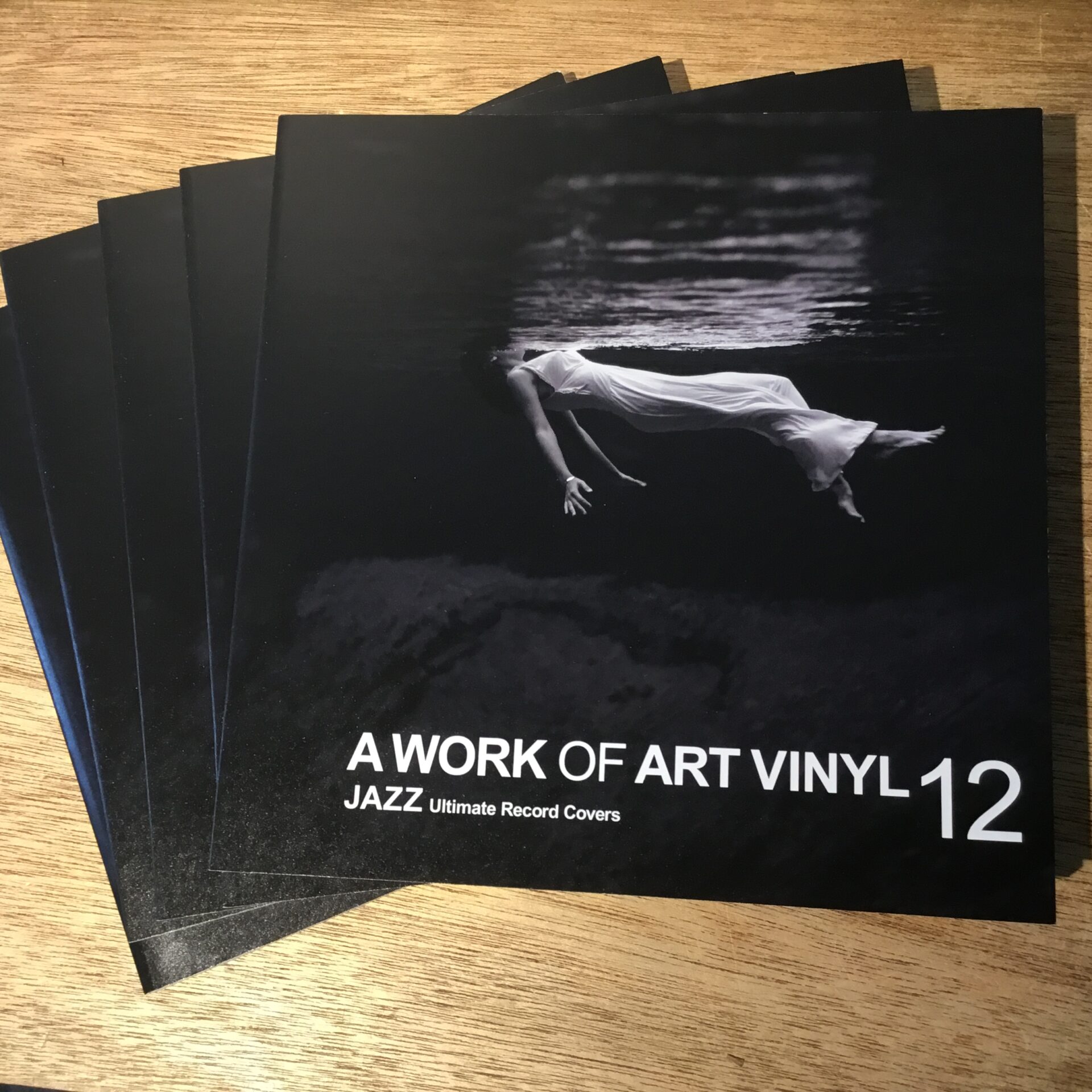 【新入荷情報】「A WORK OF ART VINYL」最新号のVol.12が入荷しました。