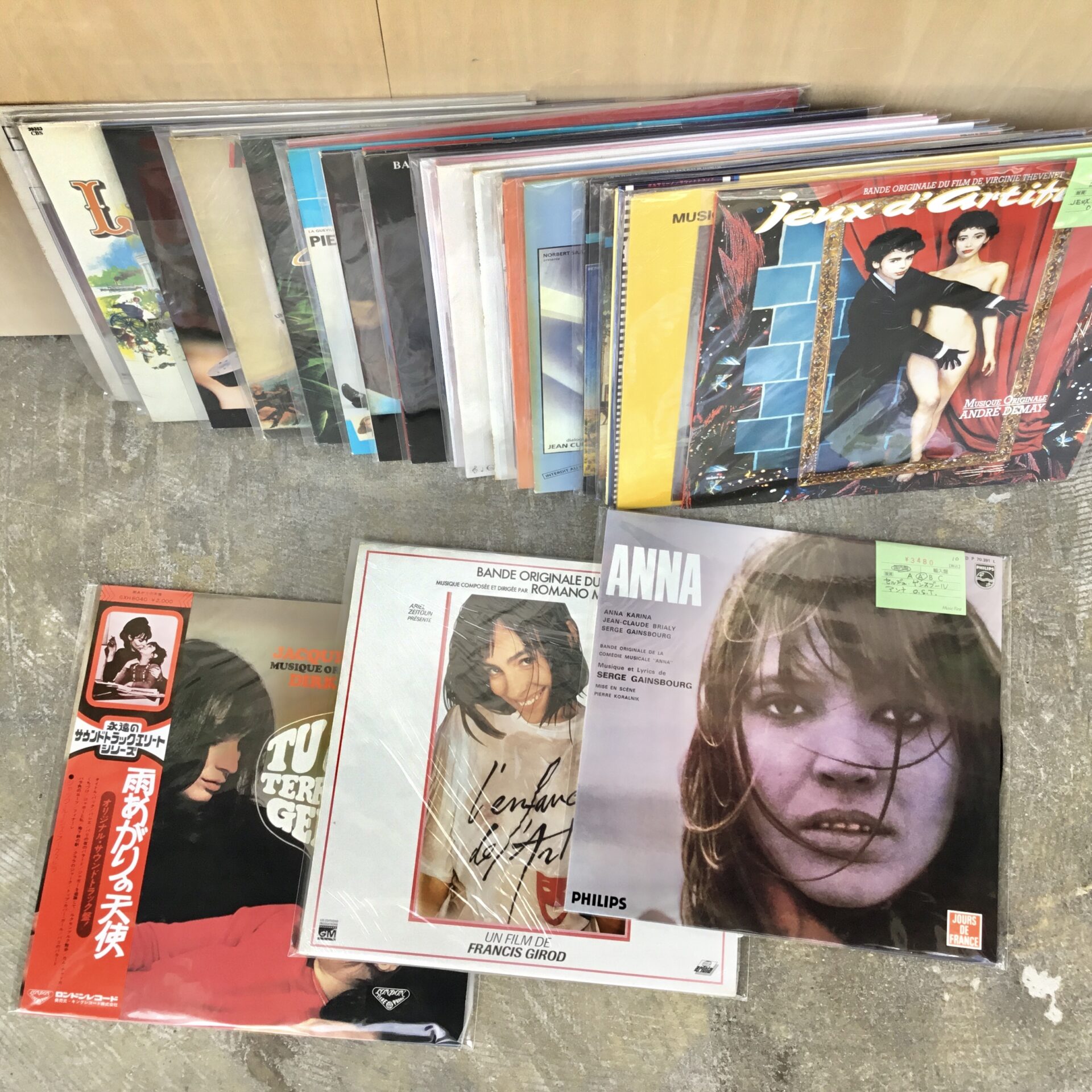 【特集コーナー新入荷】フランス映画およびフランスの作曲家に限定して、更にLP約50枚を追加しました！