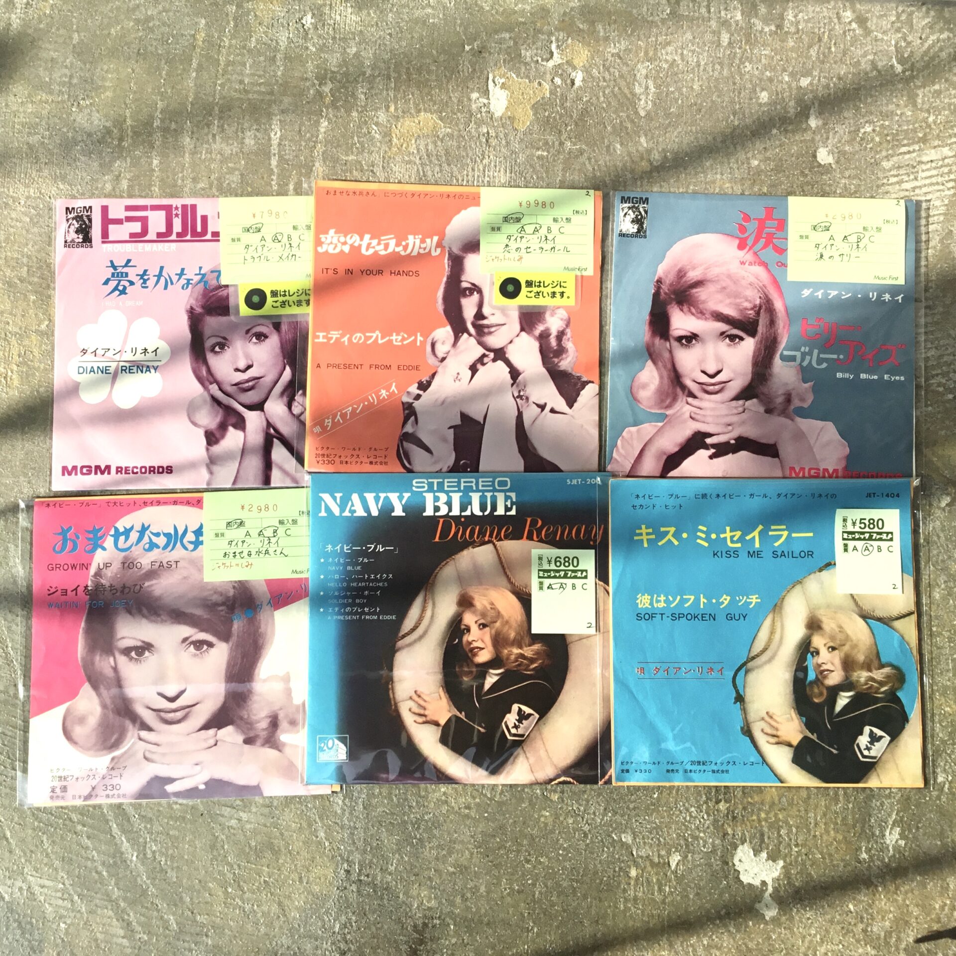 【新入荷情報】 ダイアン・リネイのシングルレコードが入荷しました。