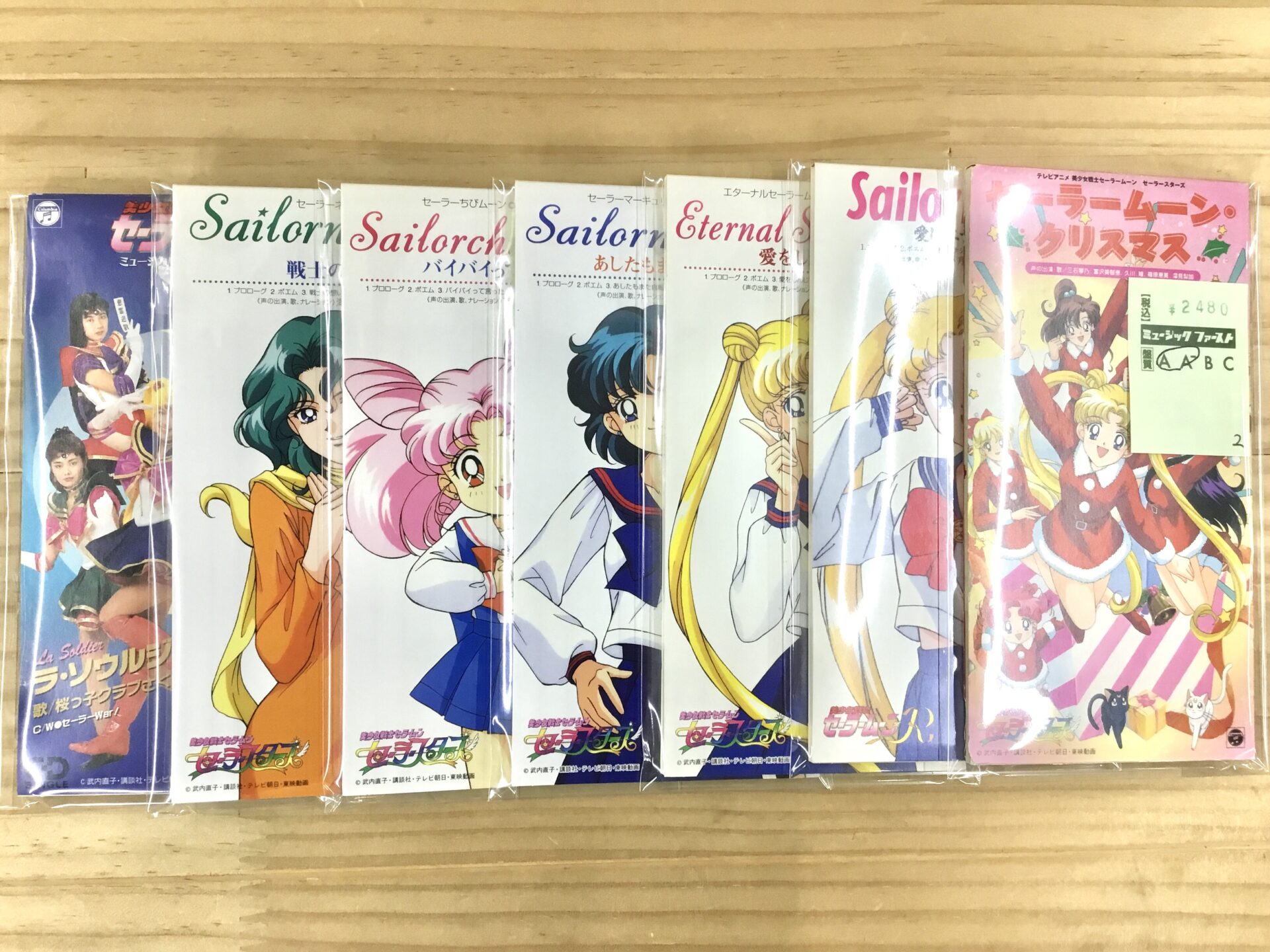 【新入荷情報】 セーラームーン関連の短冊CDが入荷しました。