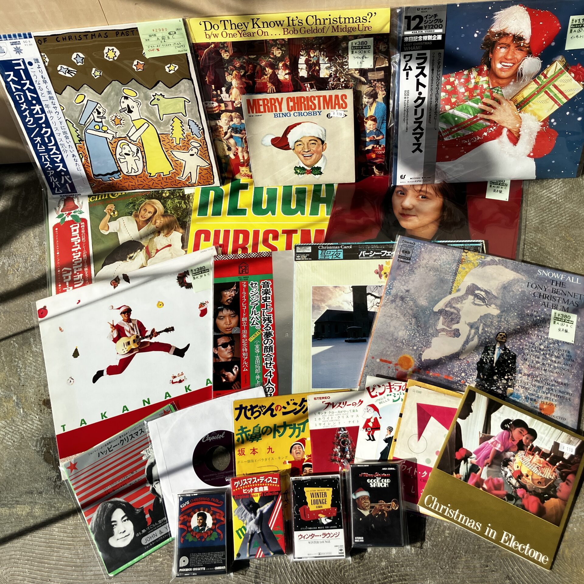 【新入荷情報】クリスマスコーナー、LPや7inch、カセットを追加しました。