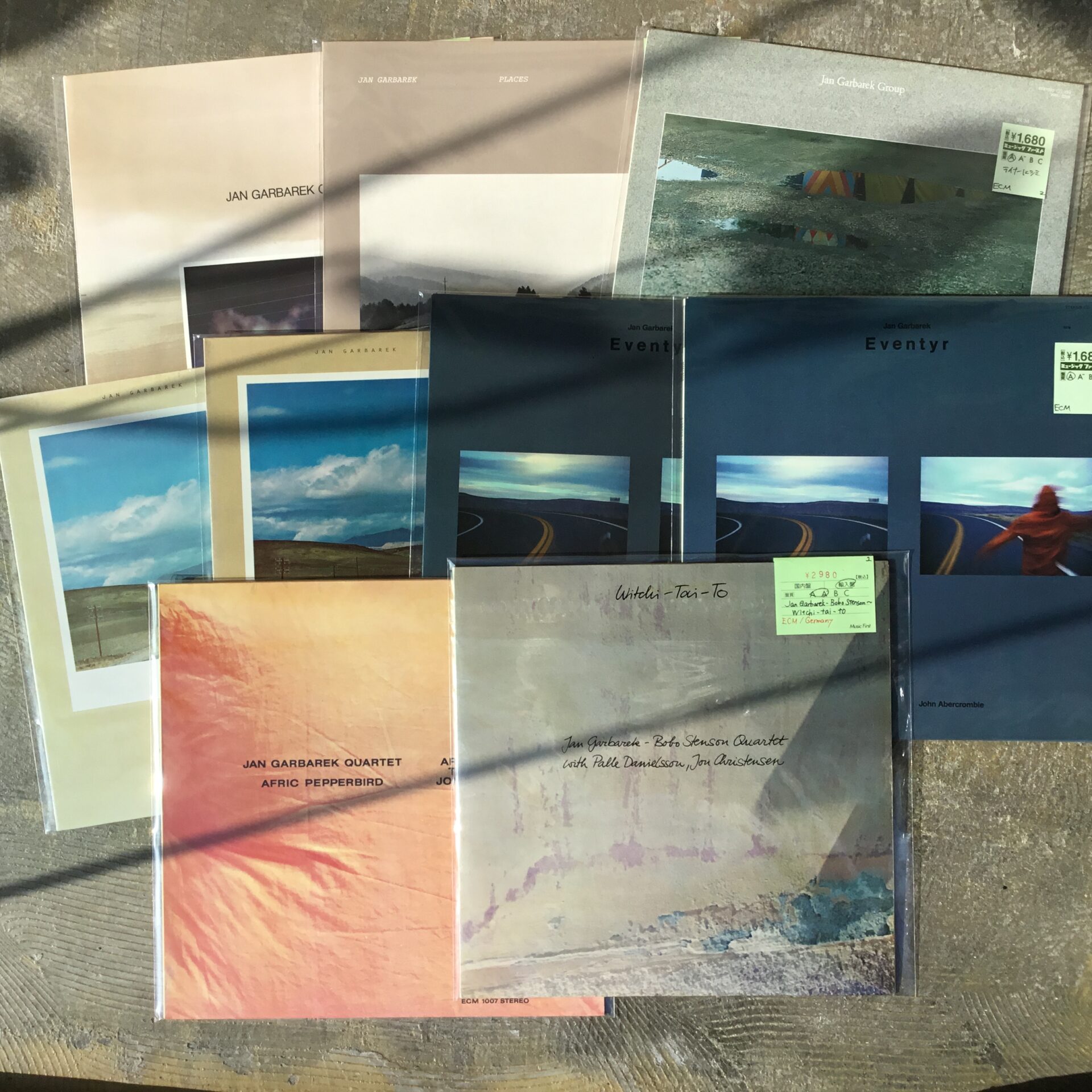 【特集コーナー新入荷】 ECM特集更新：ヤン・ガルバレクを追加しました。