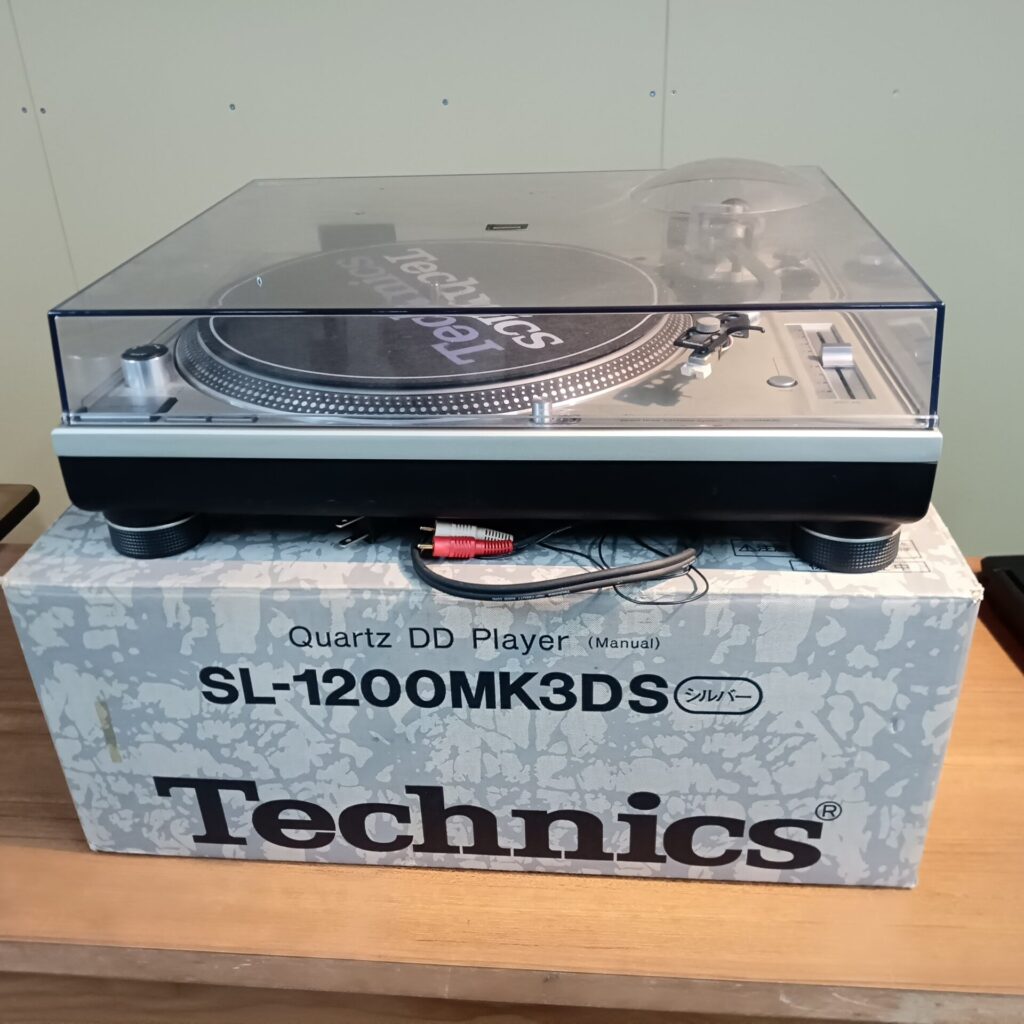 【オーディオ】Technics SL-1200MK3DS 元箱付き