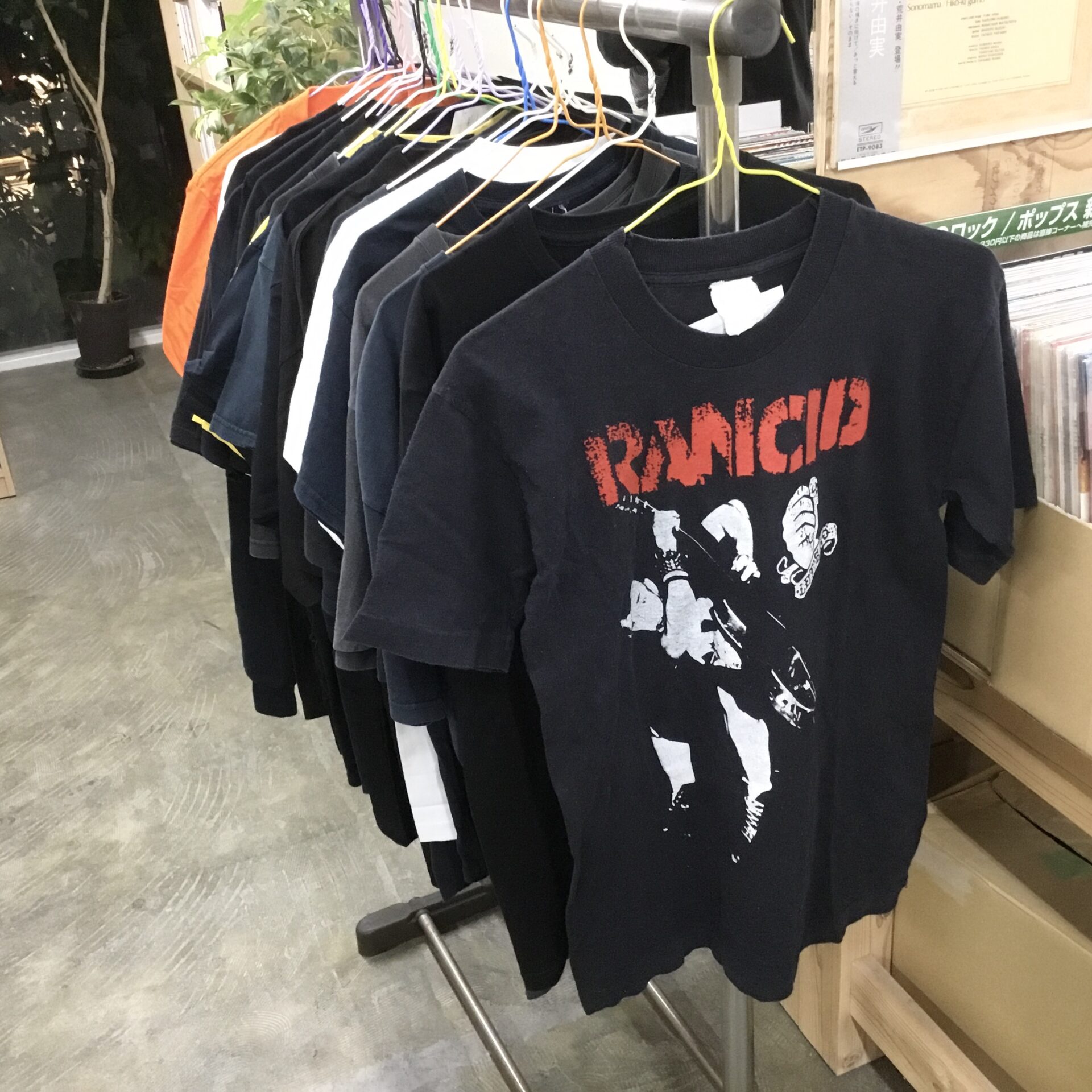 【新入荷情報】オールジャンルでTシャツを15着ほど出しました。