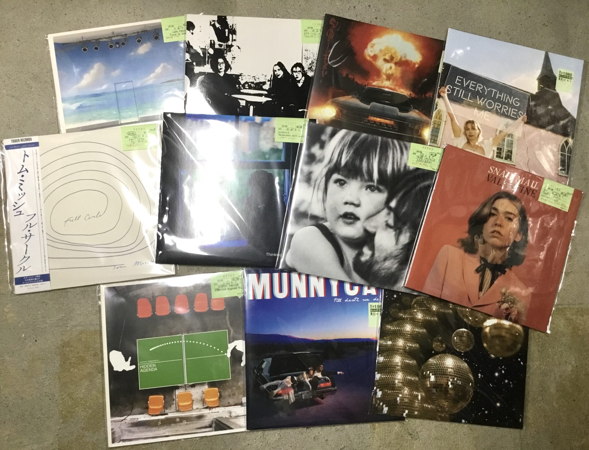 【店員の一口メモ】近年の洋楽LP、良いタイトル入っています。
