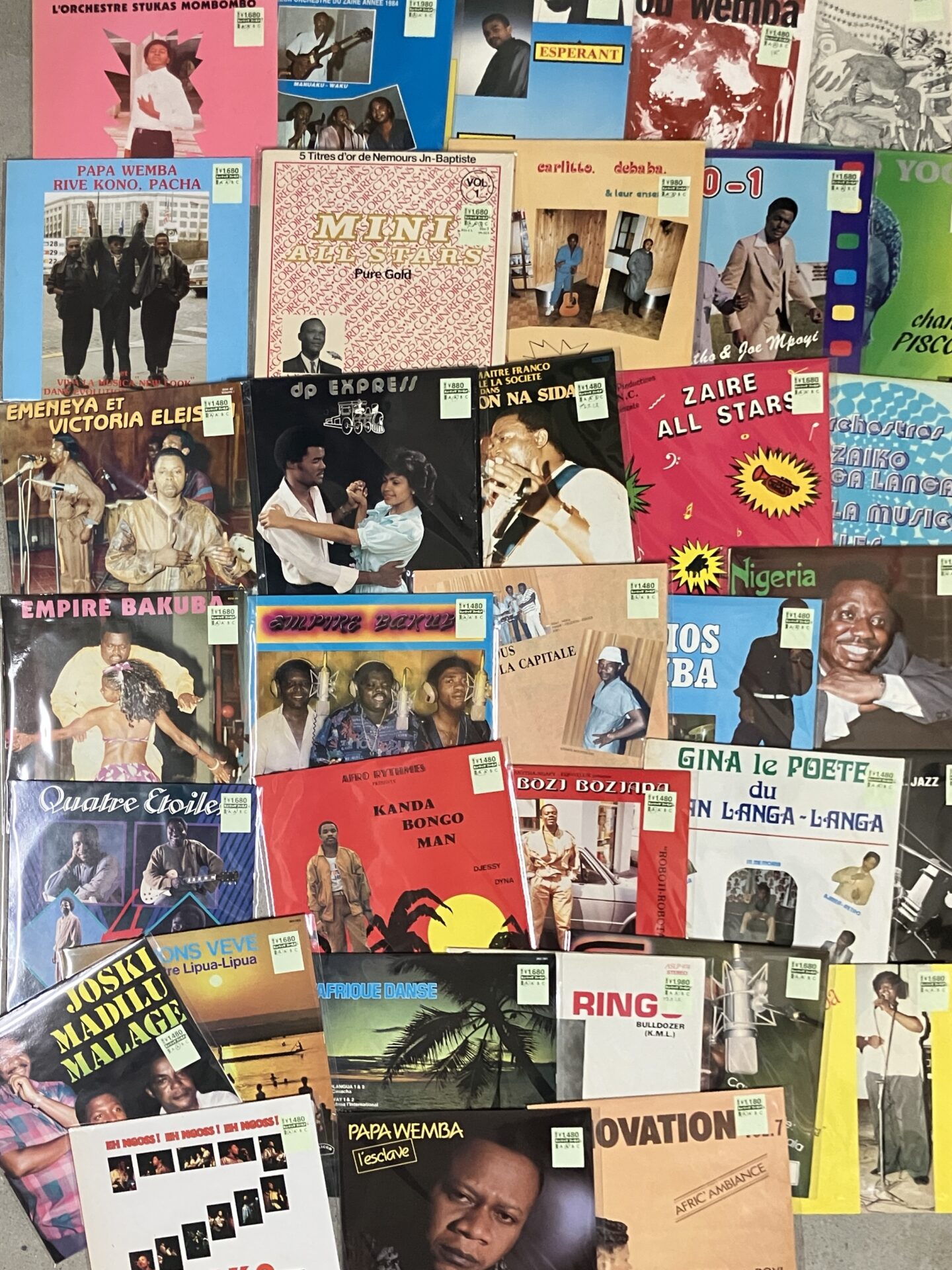 【新入荷情報】本日もワールド系LPを追加しました。